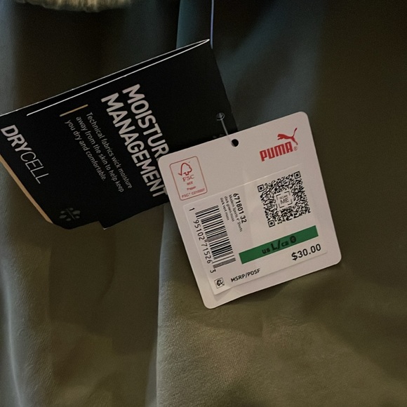 NWT— PUMA— SHORTS— OLIVE GREEN— SIZE L— MATCHING TOP— SET - Picture 3 of 3